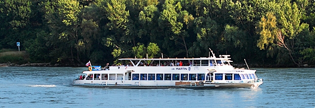 Plavba po Dunaji vyhliadkovou loďou Martin, zdroj: lod.sk